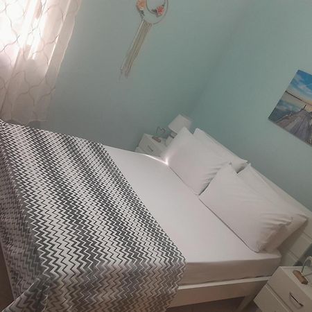 George 1 Apartment จีโรคาสเตอร์ ภายนอก รูปภาพ