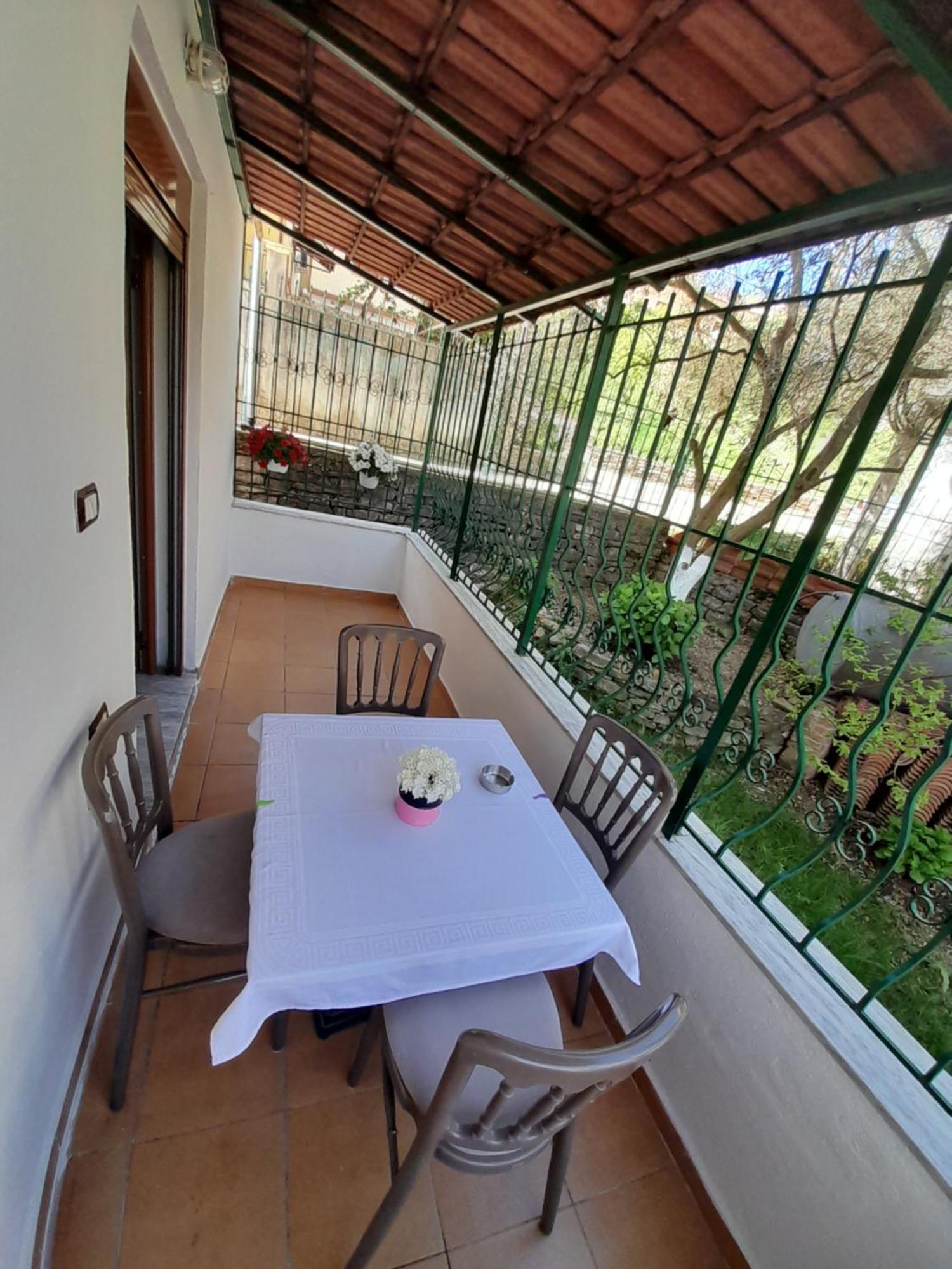 George 1 Apartment จีโรคาสเตอร์ ห้อง รูปภาพ